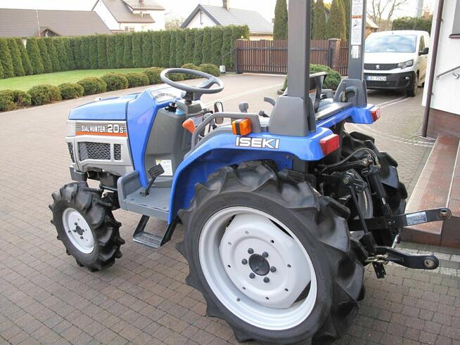 Mini Traktorek Iseki 20KM 4X4 Wspomaganie Ogrodniczy