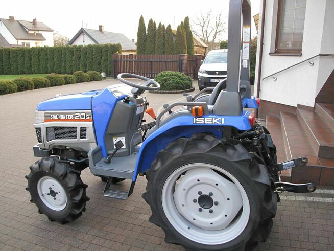 Mini Traktorek Iseki 20KM 4X4 Wspomaganie Ogrodniczy