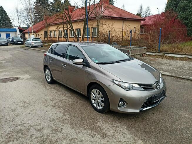 Toyota Auris ks. serwisowa, kamera, PDC, stan BDB