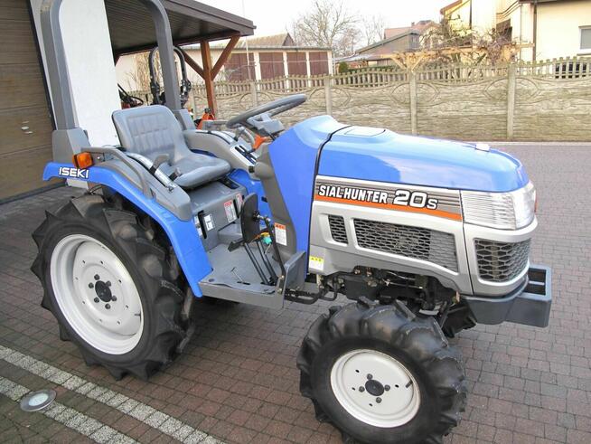 Mini Traktorek Iseki 20KM 4X4 Wspomaganie Ogrodniczy