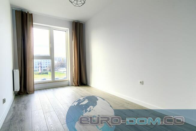 Eleganckie 3-pokojowe mieszkanie w Legnicka Residence