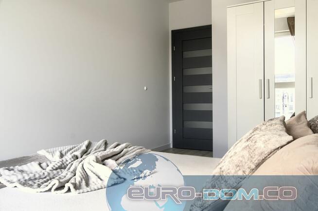 Eleganckie 3-pokojowe mieszkanie w Legnicka Residence