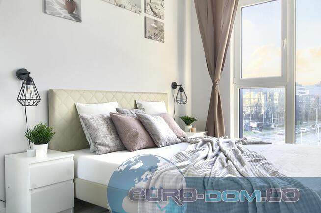 Eleganckie 3-pokojowe mieszkanie w Legnicka Residence