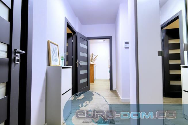 Eleganckie 3-pokojowe mieszkanie w Legnicka Residence