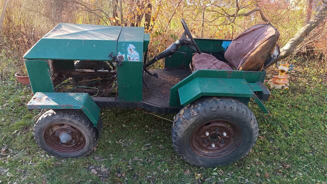 Traktorek sprzedam (Esiok, Papaj, Sam)