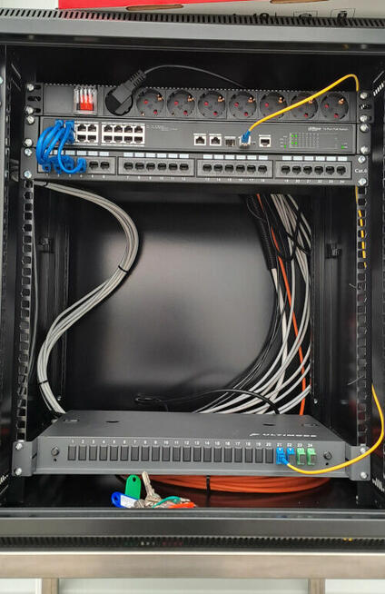 Spawanie światłowodów, naprawa światłowodów - Poznań