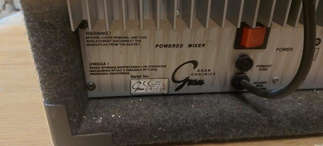 Na sprzedasz 2 wzmacniacze kolumny estradowa statywy kolum