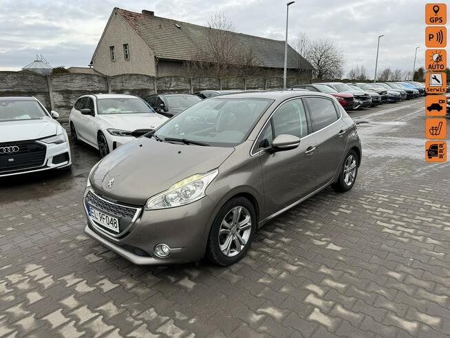 Peugeot 208 Klimatyzacja aut. Niski przebieg