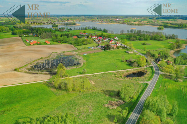 Budowlana działka ze stawem pod Mikołajkami