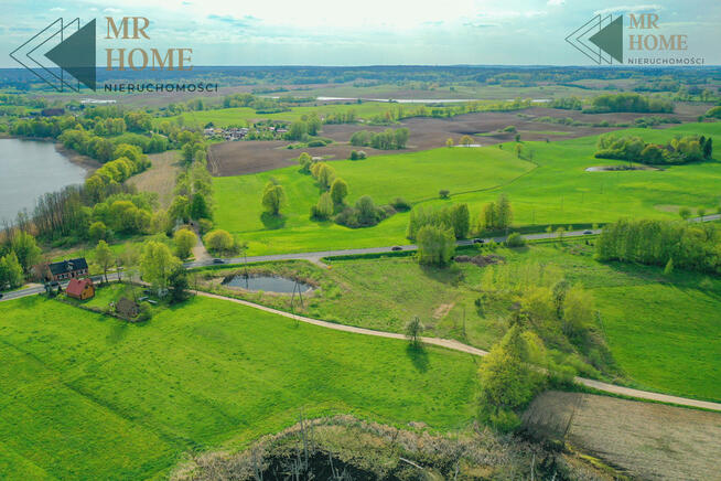 Budowlana działka ze stawem pod Mikołajkami