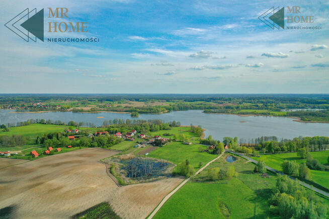 Budowlana działka ze stawem pod Mikołajkami