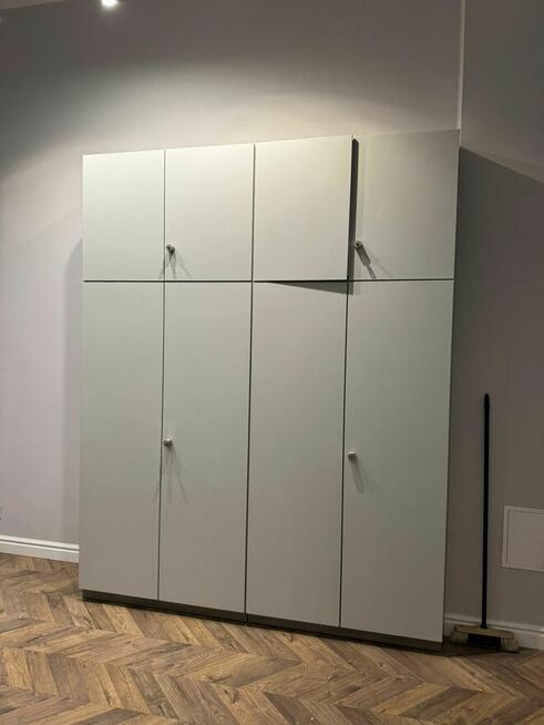 Szafa aktowa garderoba szara z nadstawką szafy aktowe biura