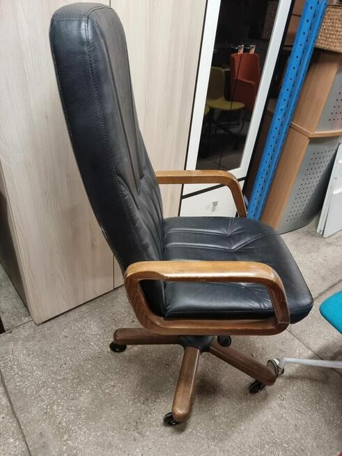 Fotel gabinetowy czarny skórzany do domu salonu fotele skóra