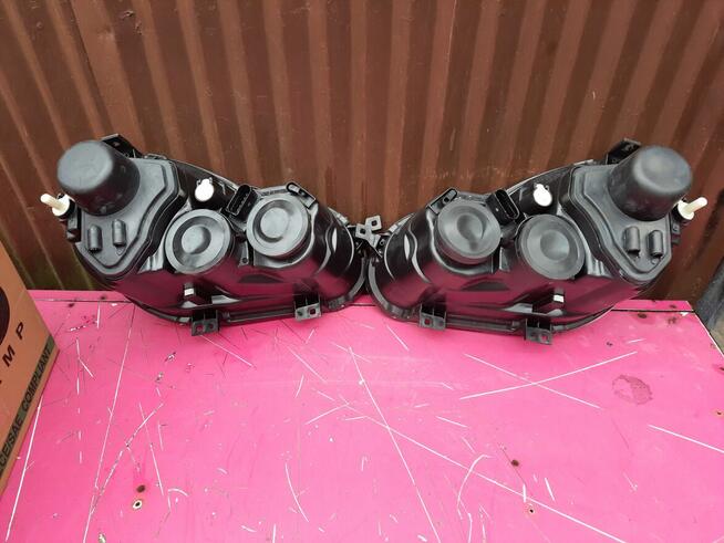 Volkswagen Polo 02r komplet lamp przednich 3