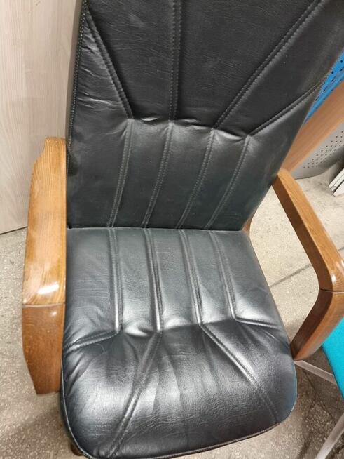 Fotel gabinetowy czarny skórzany do domu salonu fotele skóra