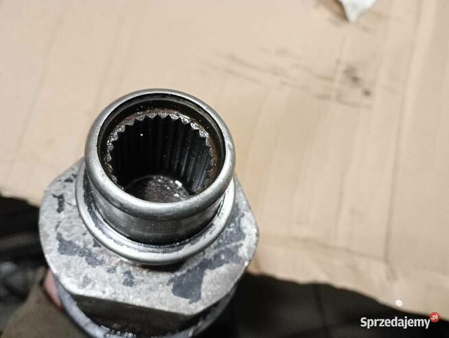 Reanault Trafic półoś