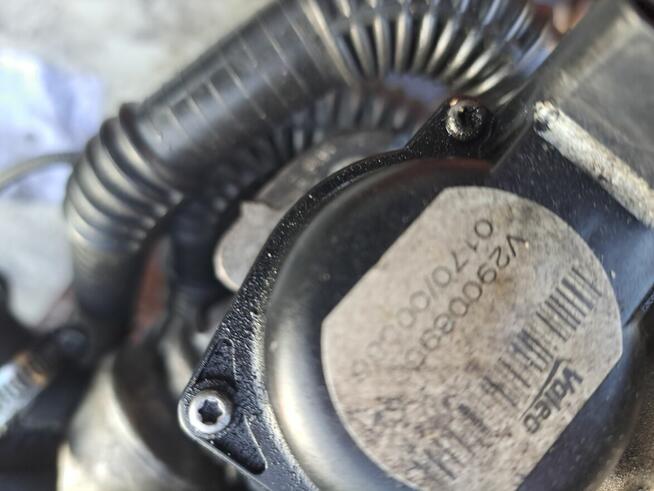 Do sprzedania wtryski do Citroena c 51,6HDI inne auta