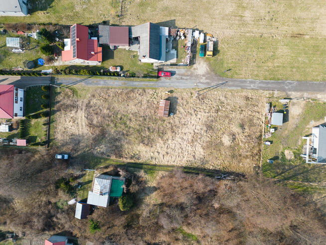 Działka budowlana z mediami ul. Rzeczki 895m2