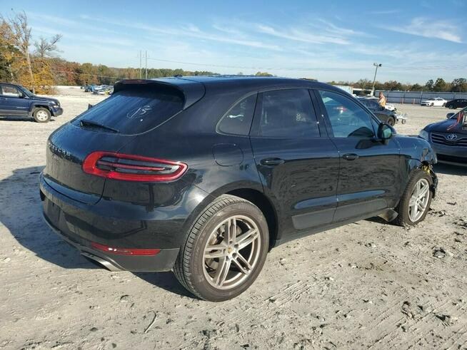 Porsche Macan Sport Chrono Package BOSE 2.0l AWD