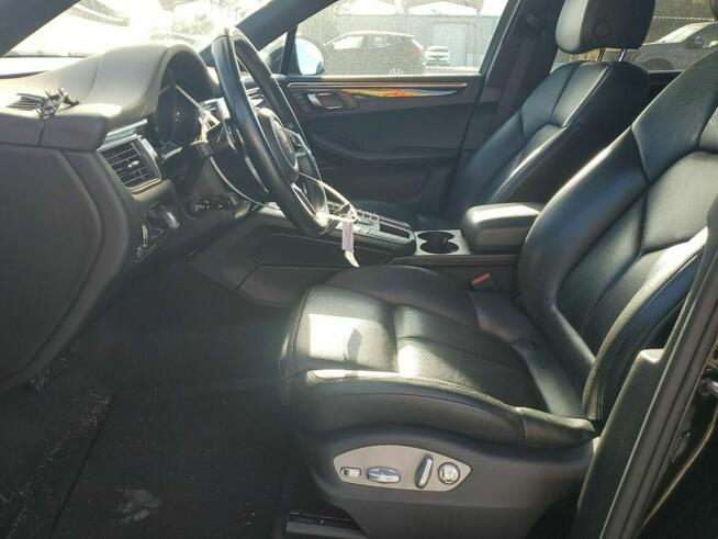 Porsche Macan Sport Chrono Package BOSE 2.0l AWD