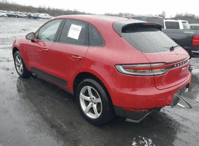 Porsche Macan Sport Chrono Package 2.0l AWD