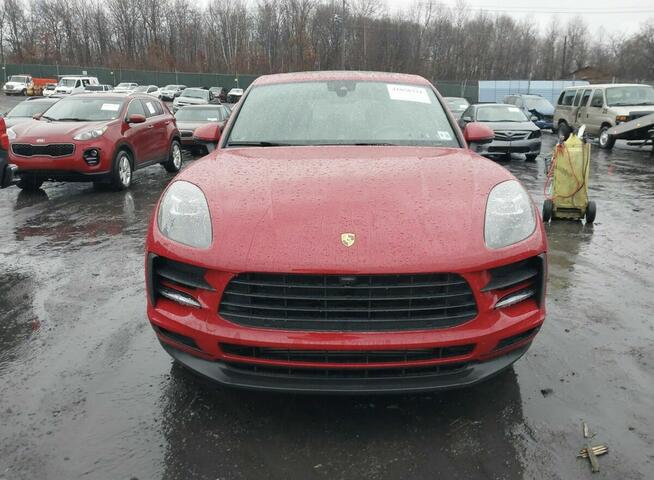 Porsche Macan Sport Chrono Package 2.0l AWD