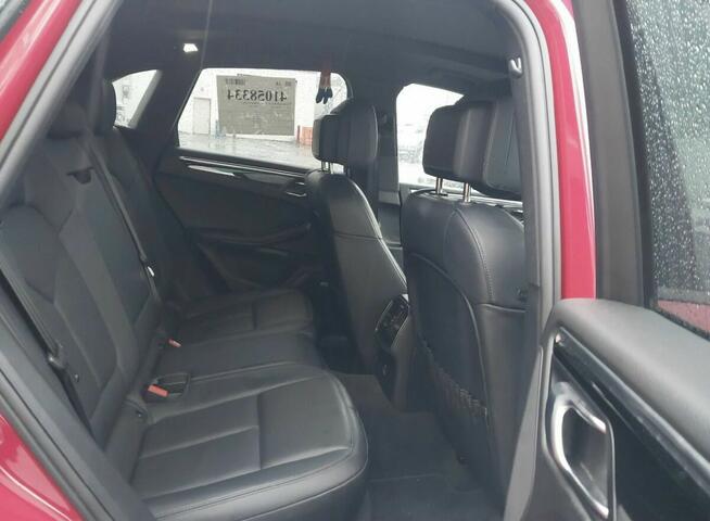 Porsche Macan Sport Chrono Package 2.0l AWD