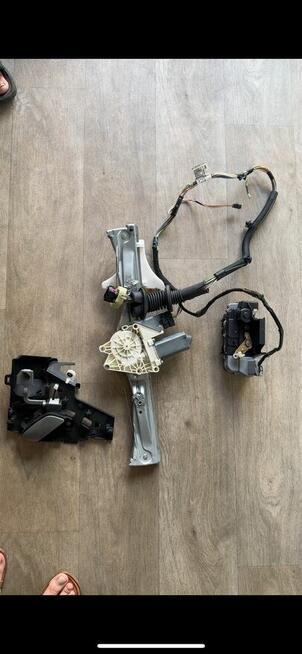 Do sprzedania wtryski do Citroena c 51,6HDI inne auta