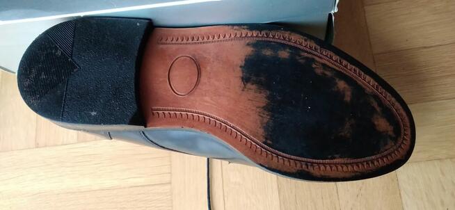 Sprzedam buty męskie skóra lakierki nr 42