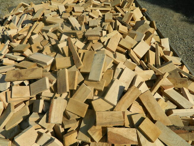 Opał dębowy - kostka dębowa drewno do wędzenia węgiel pellet