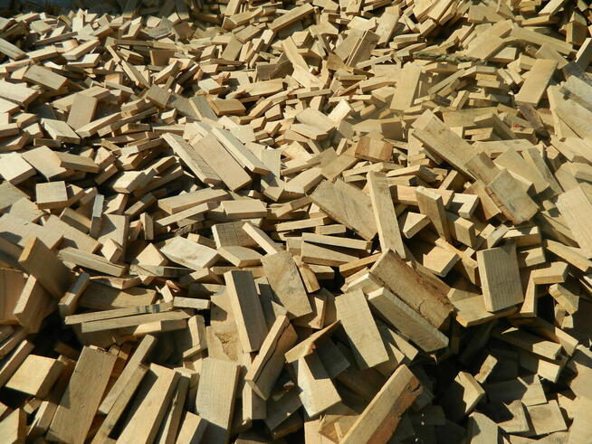 Opał dębowy - kostka dębowa drewno do wędzenia węgiel pellet