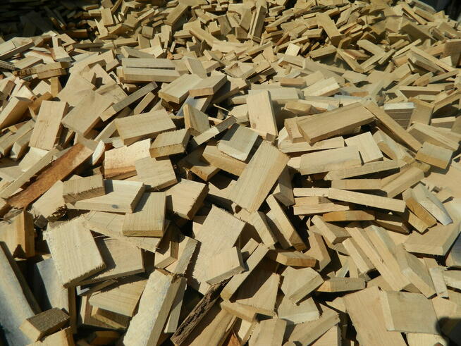 Opał dębowy - kostka dębowa drewno do wędzenia węgiel pellet