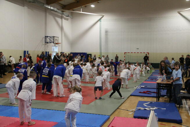 Treningi judo, treningi jujitsu.