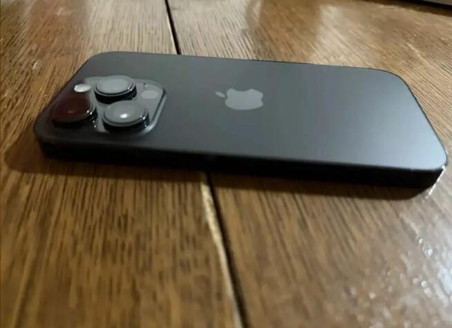 SPRZEDAM IPHONE 14PRO