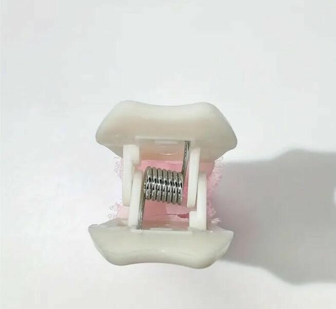 Wałki zwiększające objętość włosów. Kpl. 8 sztuk.