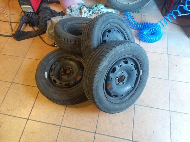 Komplet felga opony zimowe 14 calowe Skoda