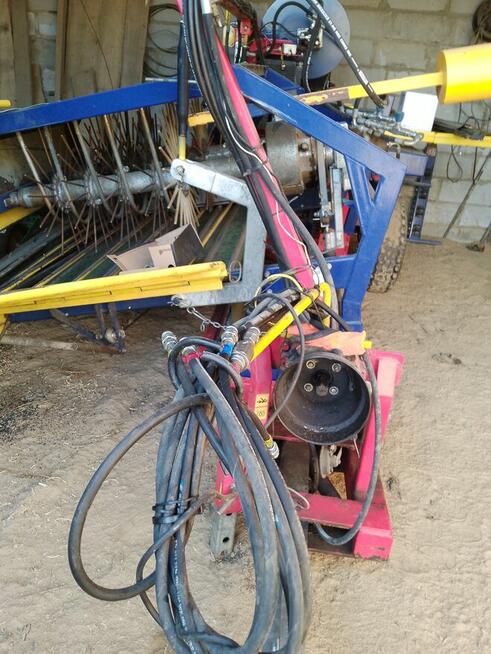 Kombajn do zbioru porzeczek