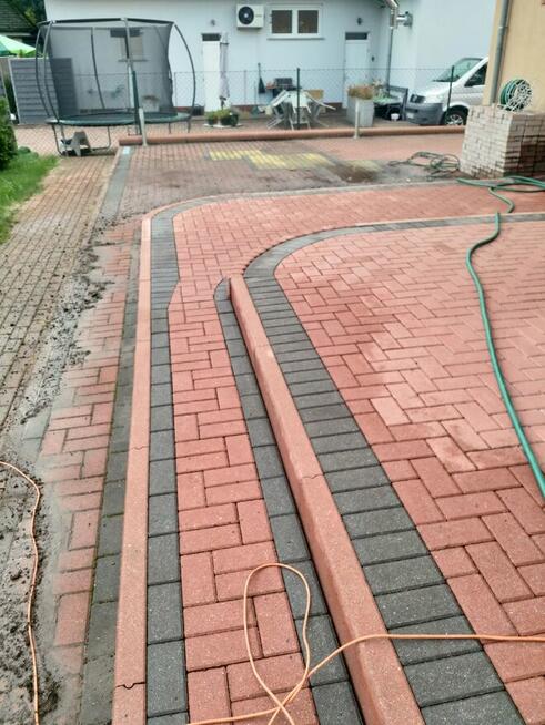 Mycie , czyszczenie kostki brukowej , posadzek i innych