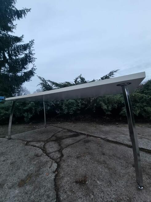 Stół konferencyjny biały biurka stoły konferencyjne do biur