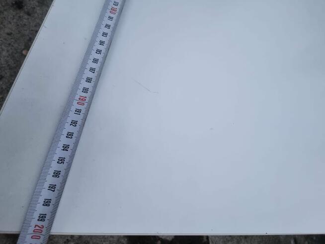 Stół konferencyjny biały biurka stoły konferencyjne do biur