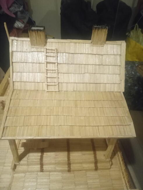 Domek z zapałek +obejście