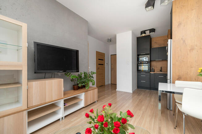Morena, 2pokoje balkon,komórka, hala, przy Galerii