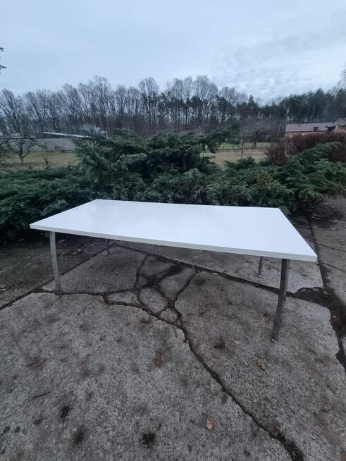 Stół konferencyjny biały biurka stoły konferencyjne do biur