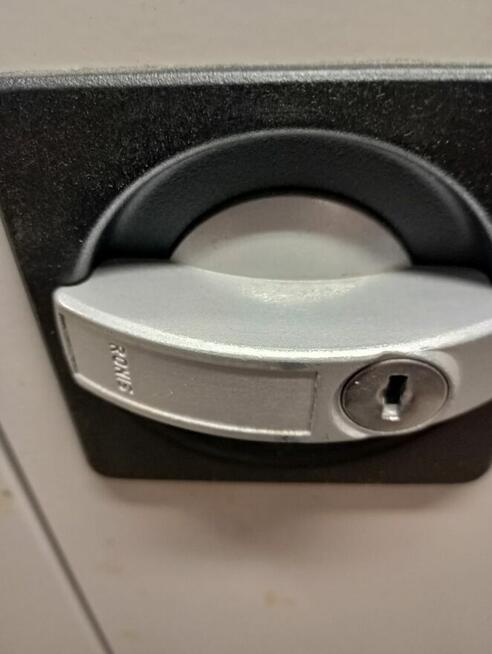 Szafa aktowa metalowa szara MALOW szafy aktowe metalowe do w