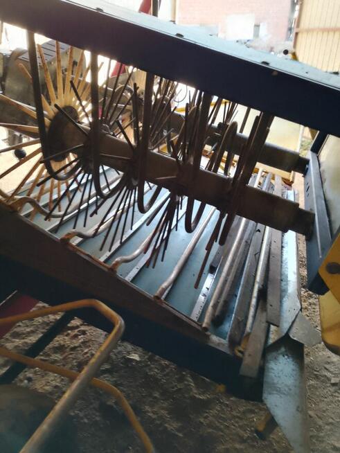 Kombajn do zbioru porzeczek