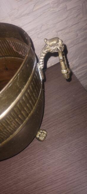 Osłonki mosiężne na kwiaty