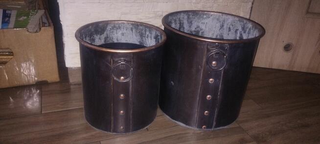 Osłonki mosiężne na kwiaty