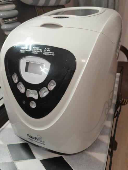 Wypiekacz do chleba Morphy Richards - Fast Bake