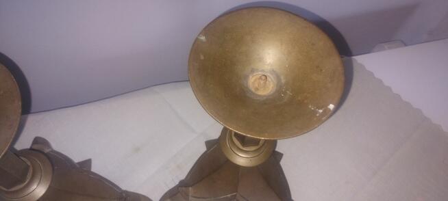 Dwa świeczniki stojące _witraze z mosiądzu