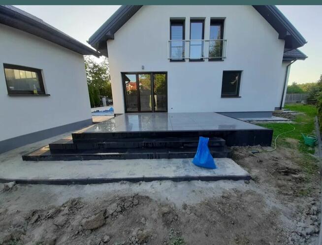 Układanie kostki brukowej